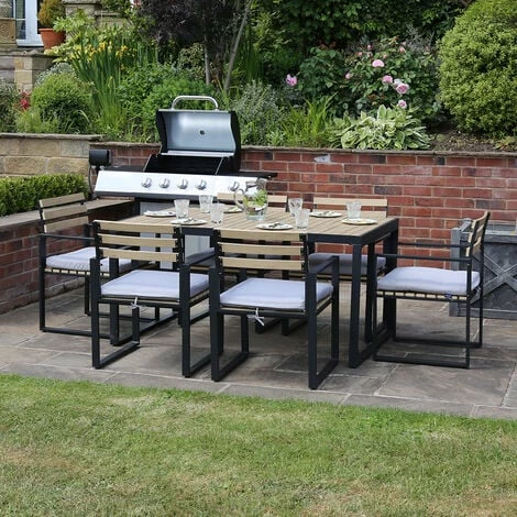 Charles Bentley Industrial Polywood and Extrusion Aluminium Pair of Chairs Charles Bentley Industrial Polywood And Extrusion Aluminium Pair Of Chairs -CHARLES BENTLEY Shop 18123002 4