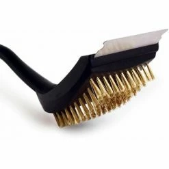 CHARLES BENTLEY Bentley Bbq Grill Cleaning Brush With Steel Scraper - Available In Red And Green -CHARLES BENTLEY Shop 2440876 2