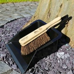 Charles Bentley Charnwood Dustpan & Bassine Hand Brush Set Garden Maintenance -CHARLES BENTLEY Shop 32624206 5